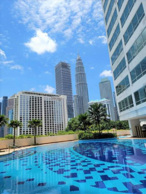 Crest Residence Klcc by Sarah's Lodge